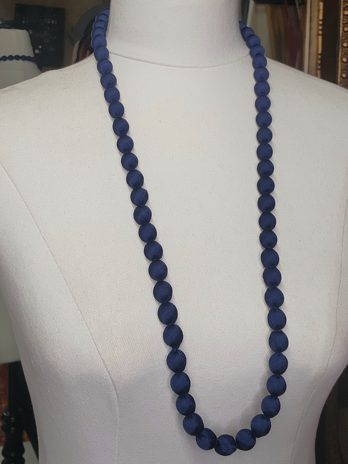 Silk Beads Short