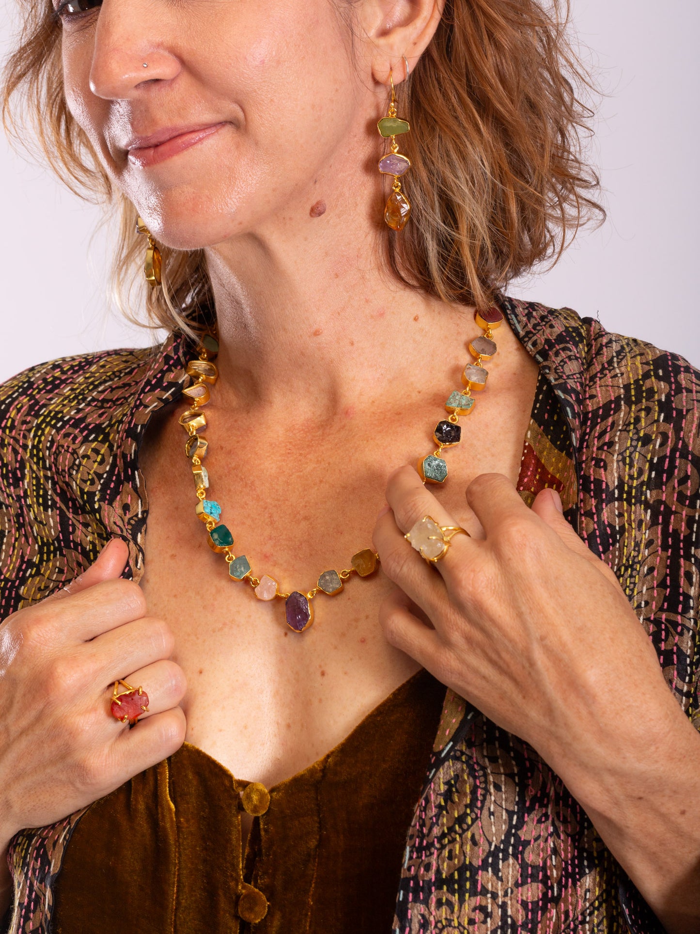 Crystal gold necklace