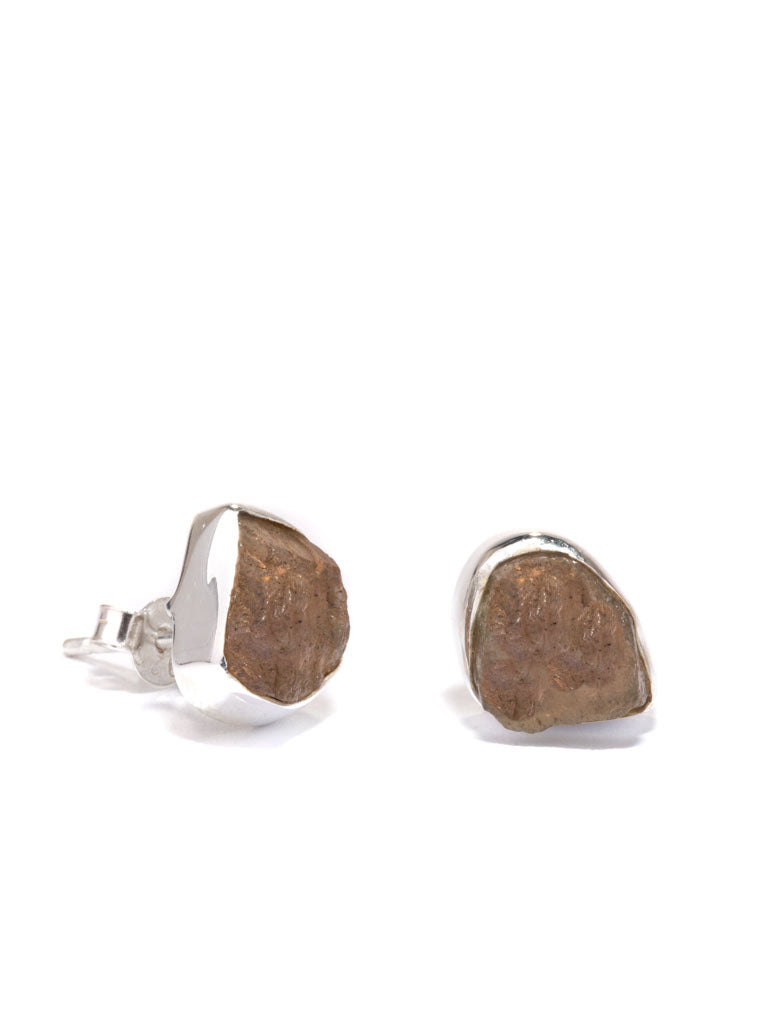 Stud with labradorite