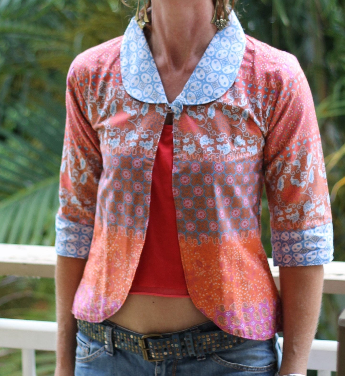 Cotton reversible batik bolero jacket.Melon/light blue.Size XS-S (8-10aus)