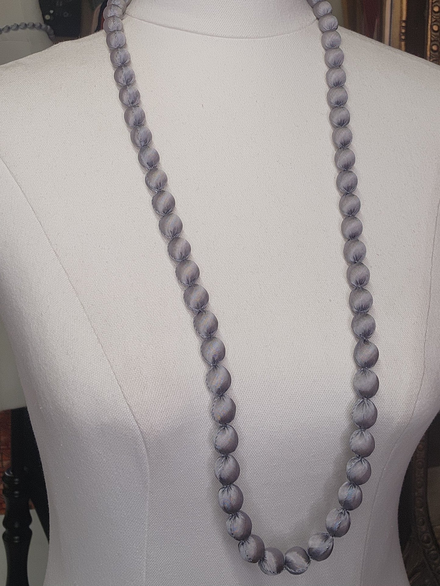 Silk Beads Short