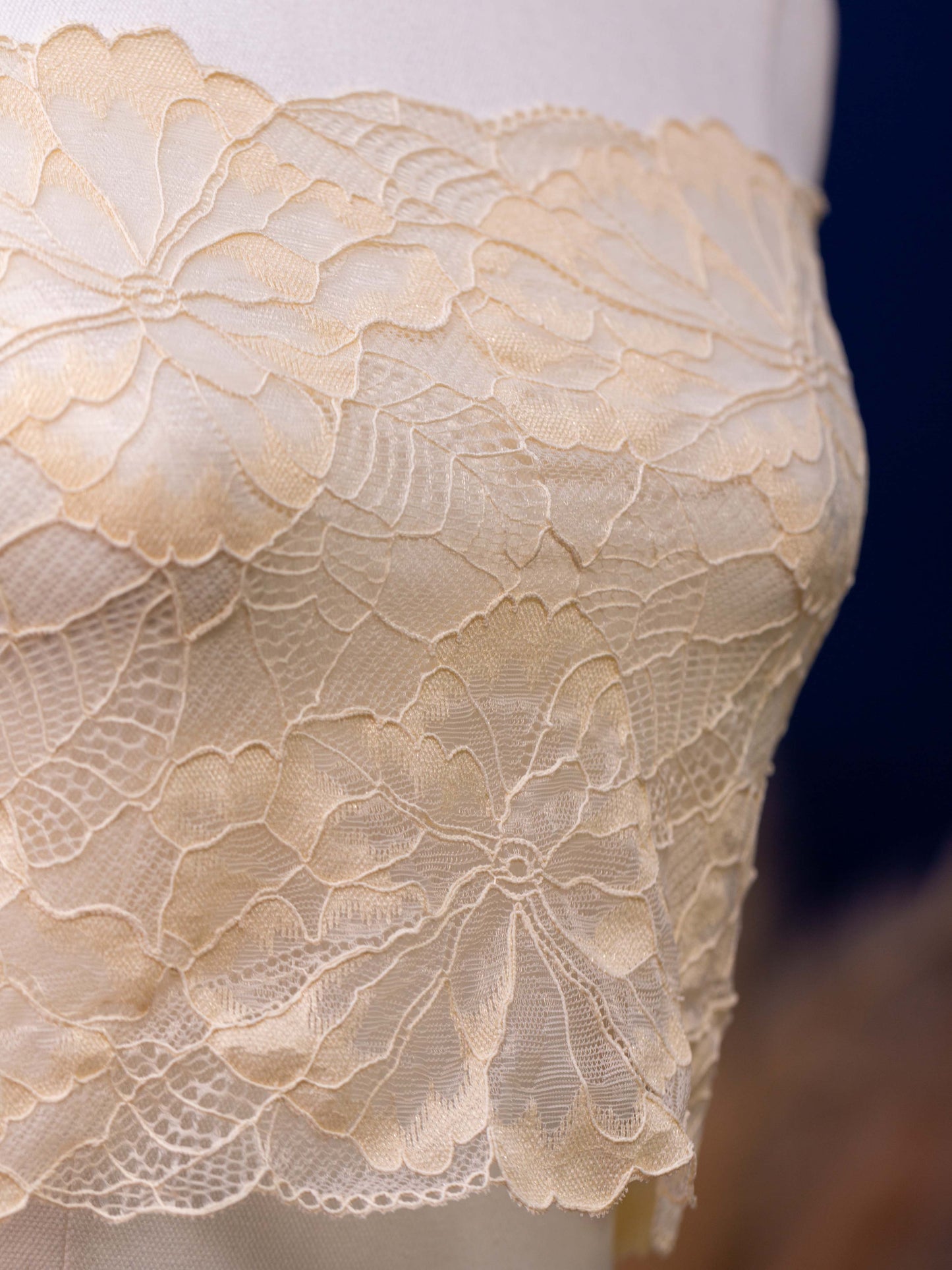 Lace bandeau/belt