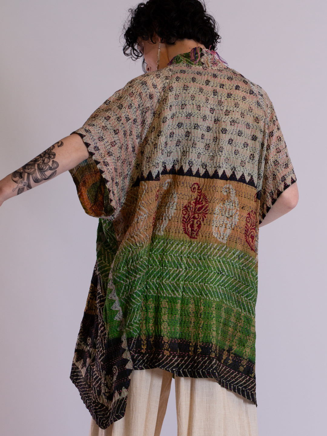 Kimono - silk reversible featuring hand stitching and pockets - Paisley Ducks
