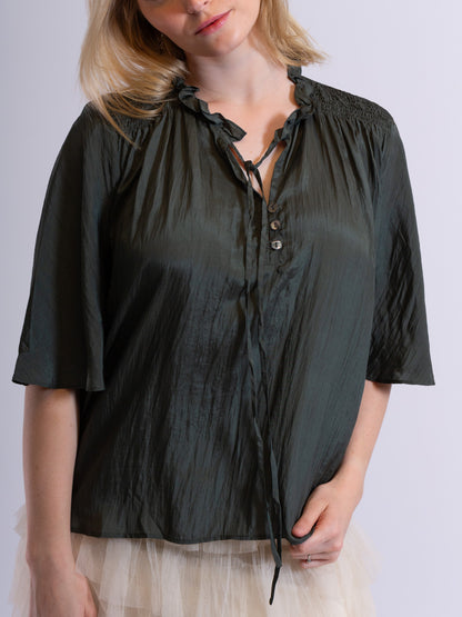 Daisy Silk Shirt – Graphite Short Sleeve