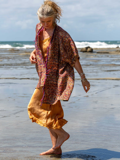 Kimono - silk reversible featuring hand stitching and pockets - oversized - Vitality Unleashed