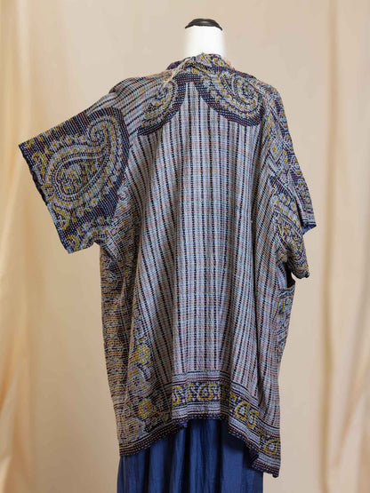 Kimono - silk reversible featuring hand stitching and pockets - Dramatic Encounters