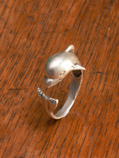 Dolphin Ring
