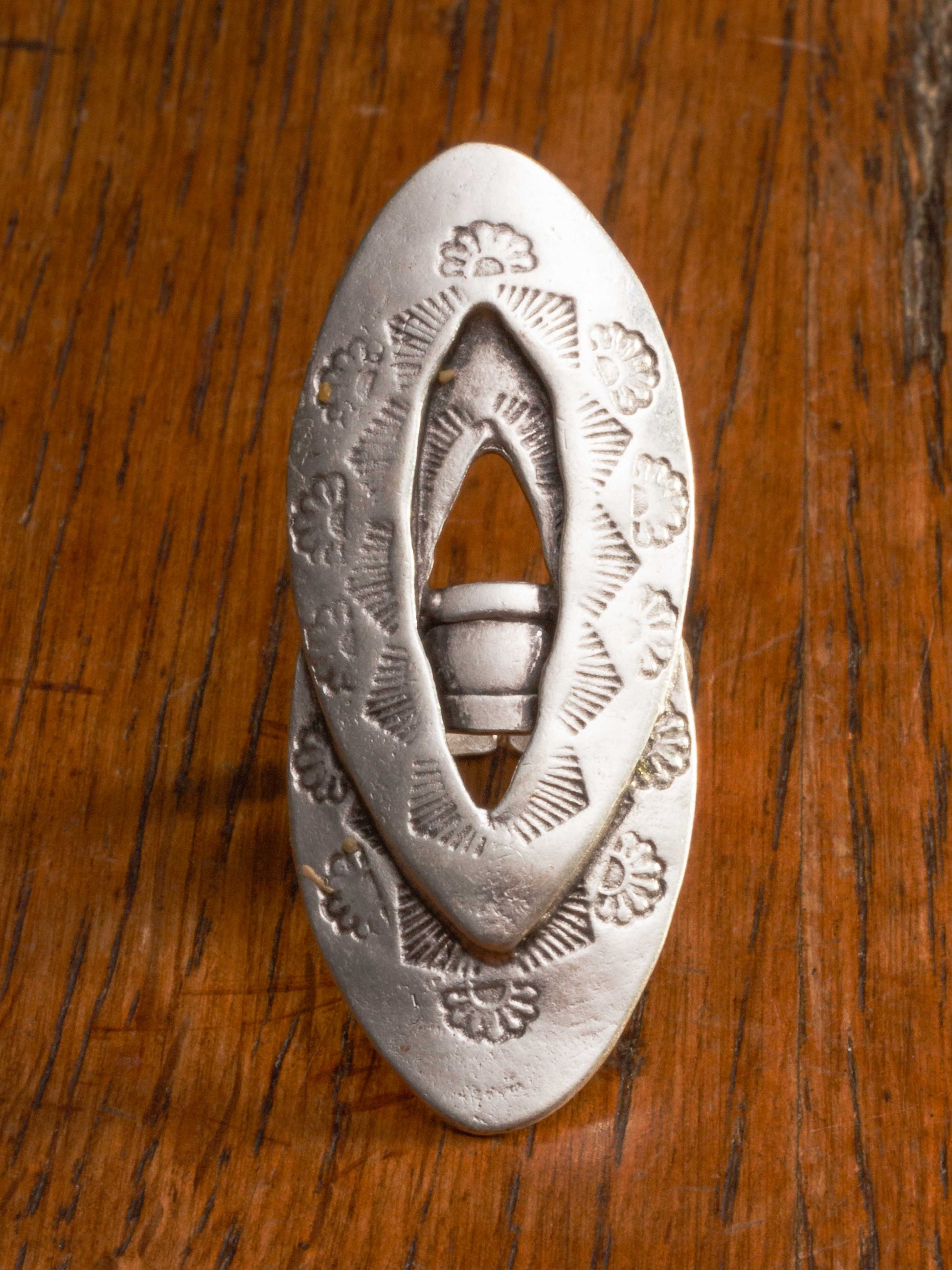 silver ring with double layered oval shape
