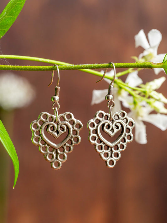 silver lacey heart shaped earrings