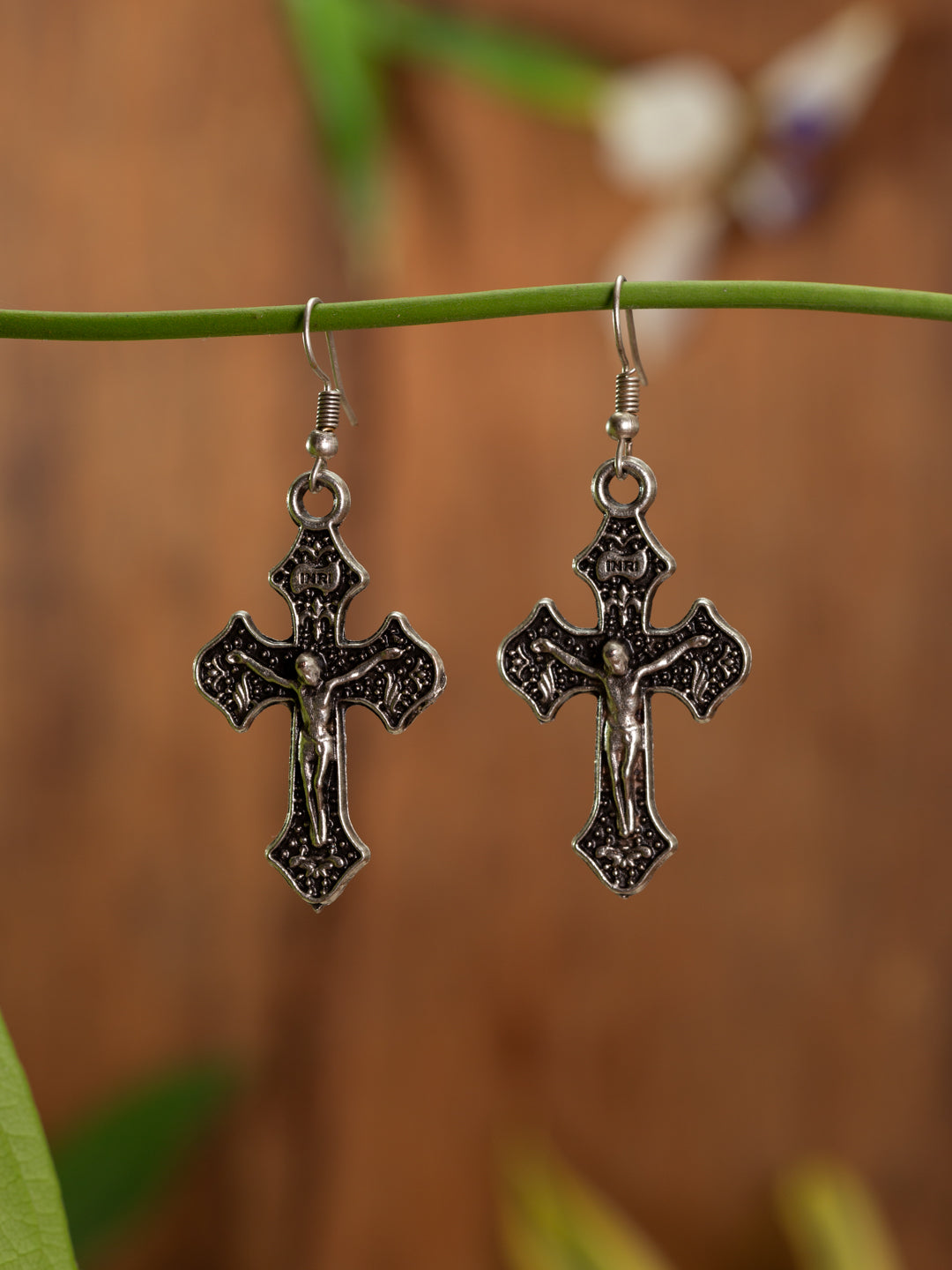 Theodora Cross Earring