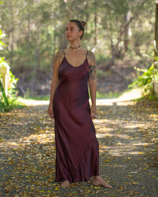 Amy Low Back Dress Bordeaux