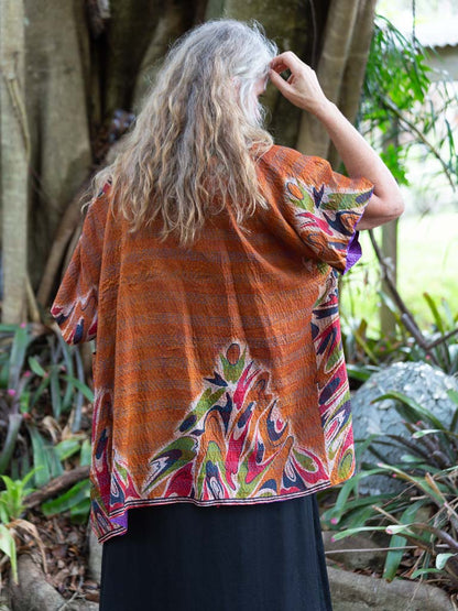 Kimono - silk reversible featuring hand stitching and pockets - oversized - Festive Spirit