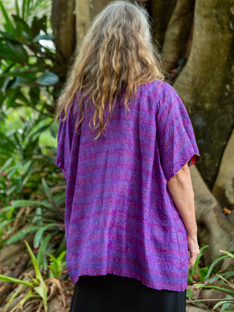 Kimono - silk reversible featuring hand stitching and pockets - oversized - Festive Spirit