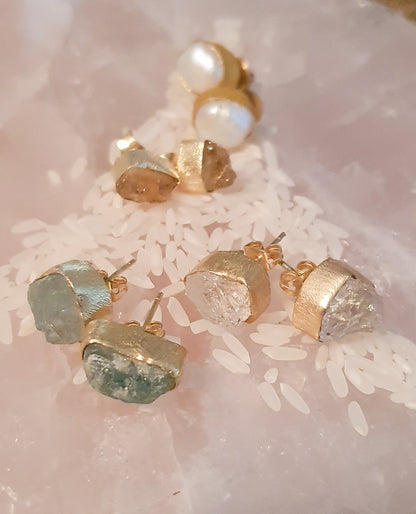 gold studs 