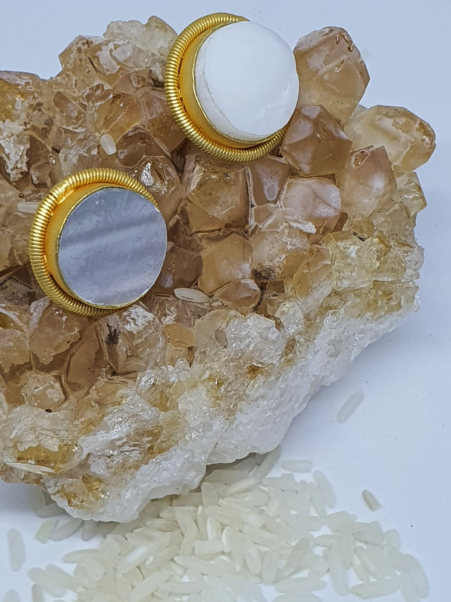 Statement studs - mother of pearl