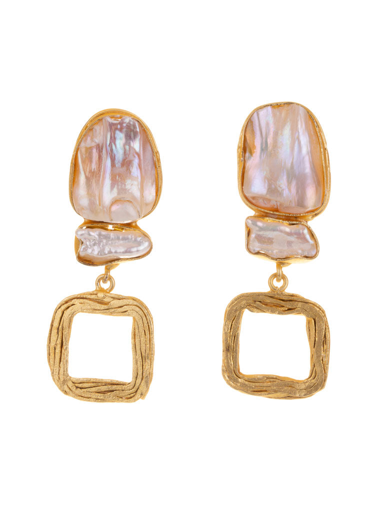 Gold luxe  earrings - a contemporary design featuring freshwater pearls