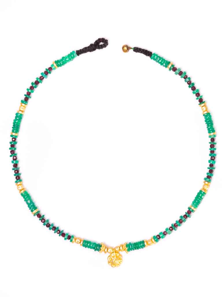 Green and Black Onyx and Gold threaded Necklace