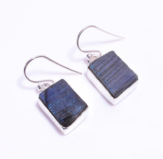 Silver Earring with Labradorite