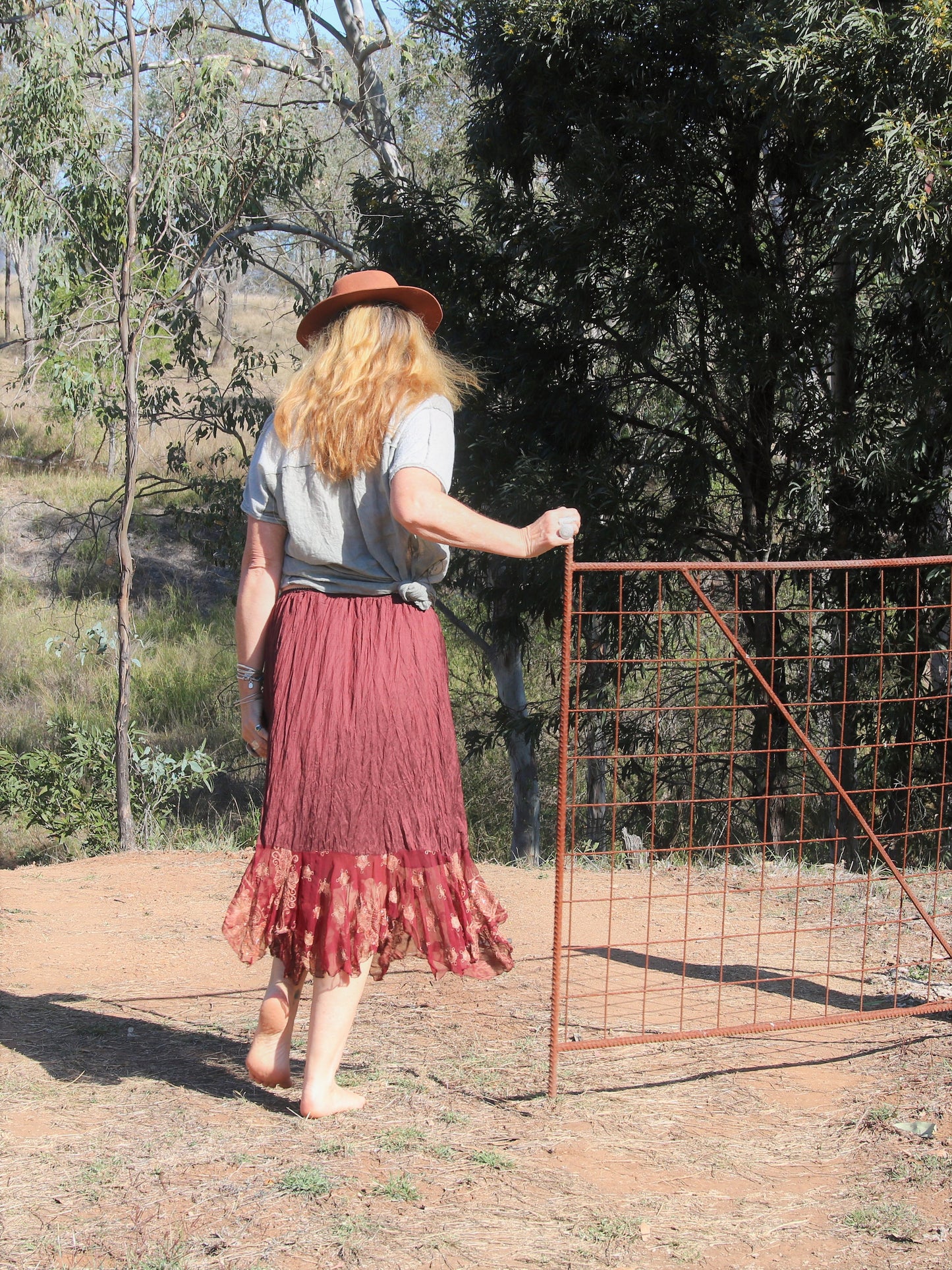 Exotic silk and beaded sari skirt size16 for the bohemian princess.