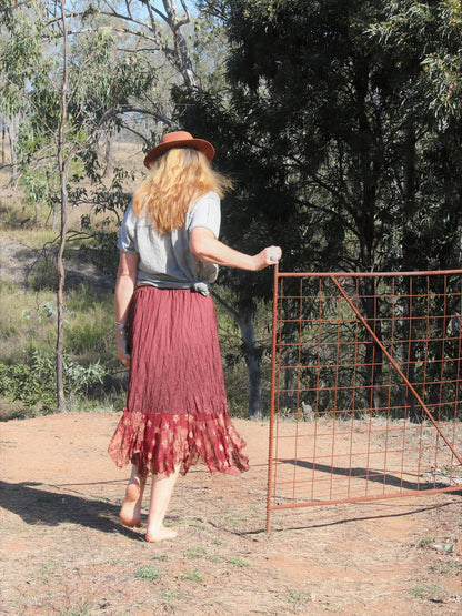 Exotic silk and beaded sari skirt size16 for the bohemian princess.