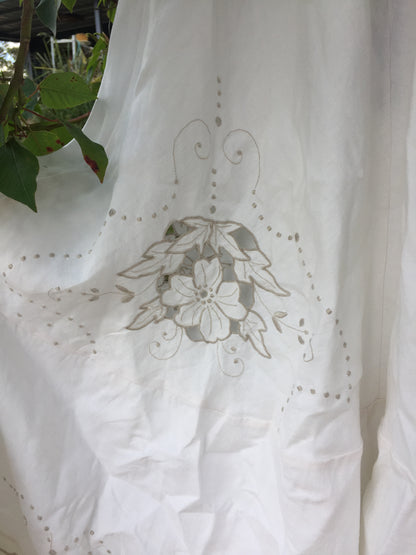 Linen Parlour Skirt. Size 10 - 12