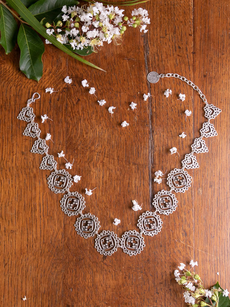 Zarif Necklace