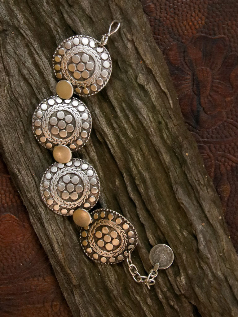Cicek silver shield Bracelet
