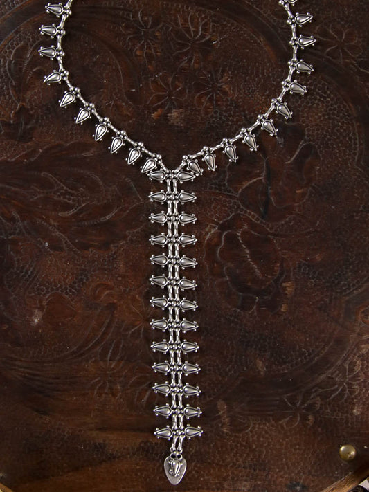 Tear Silver Tie Necklace