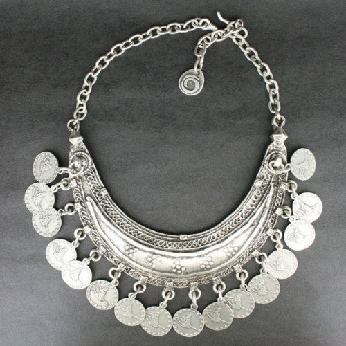 Challenger necklace with silver coins