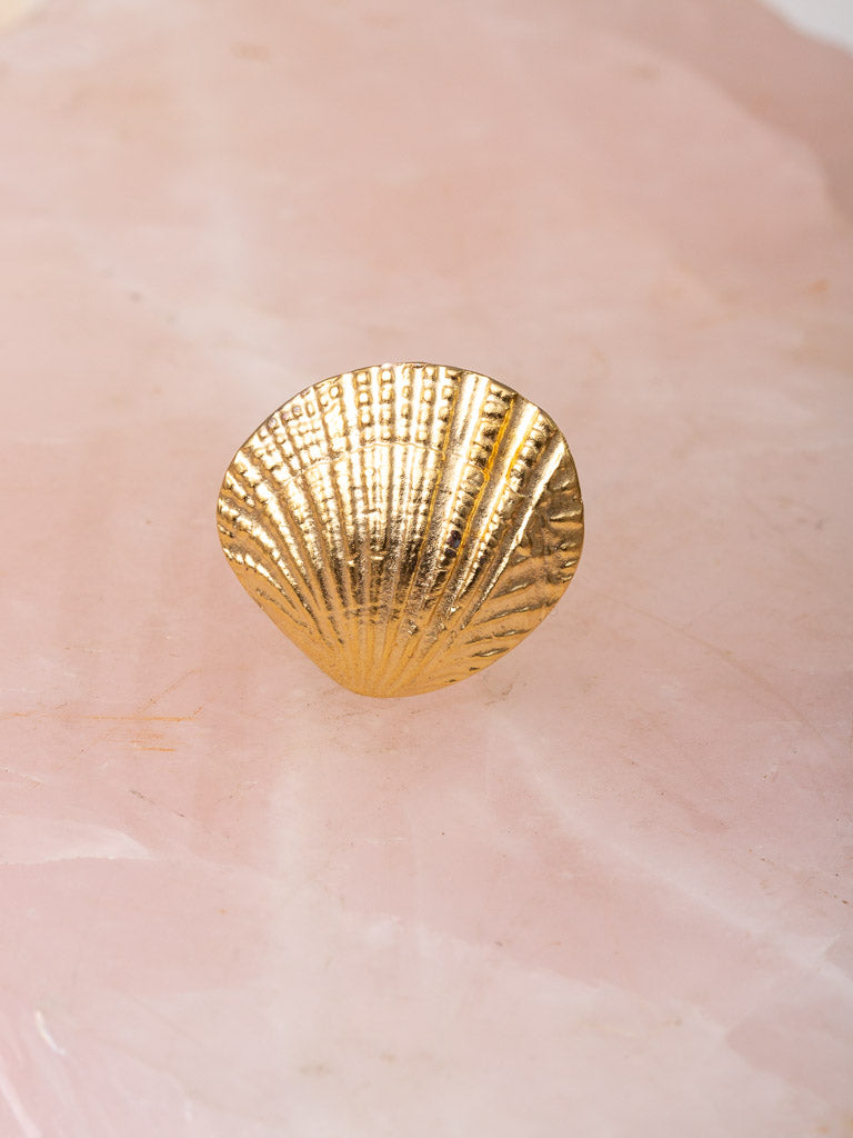 Gold shell ring