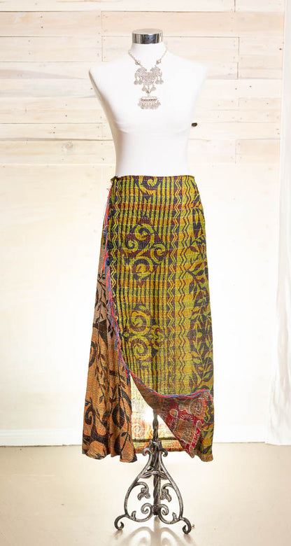 Yacht club skirt - tribal green size 10