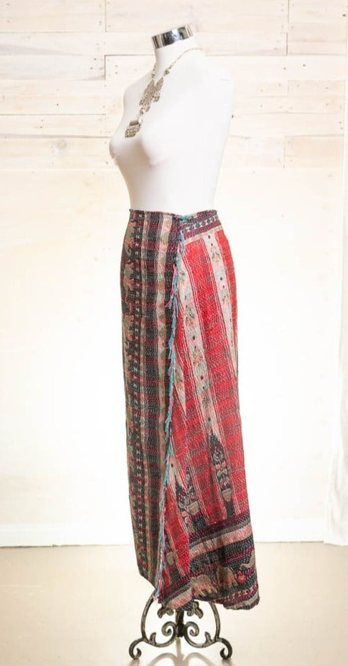Elephant parade Yacht club skirt size 10